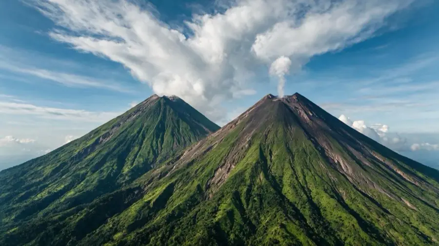 Tour a Guatemala desde Costa Rica con Transtour: Atitlán, Antigua y el Volcán de Fuego